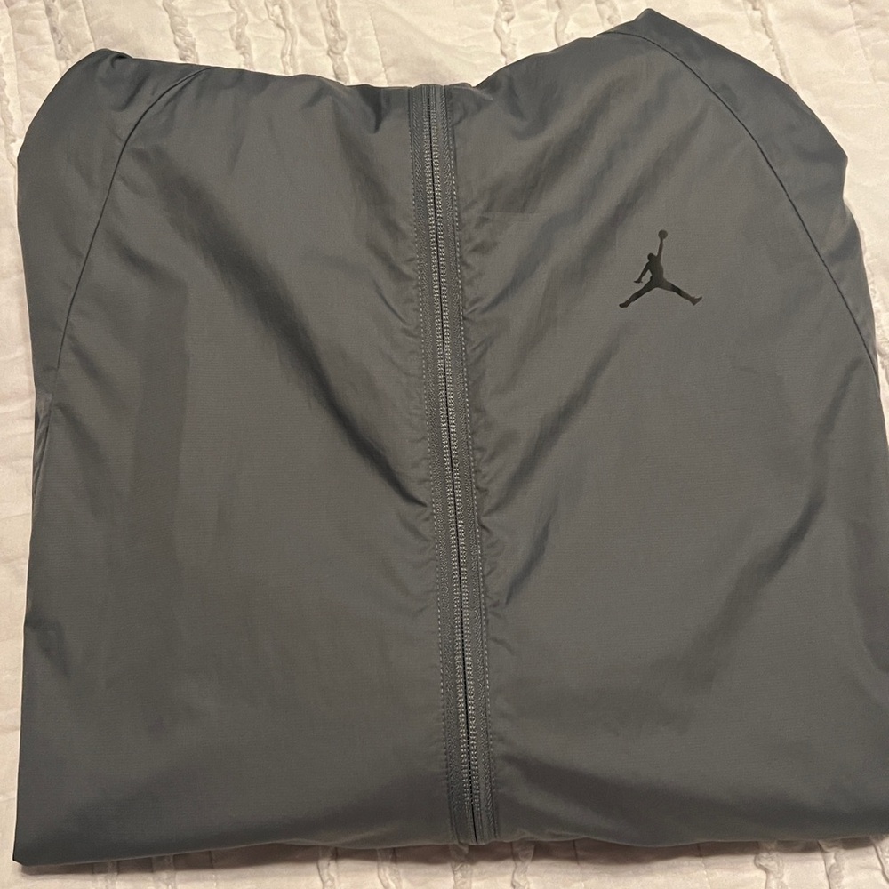 COPY - Jordan. Grey zip up windbreaker hoodie. XL. EUC
